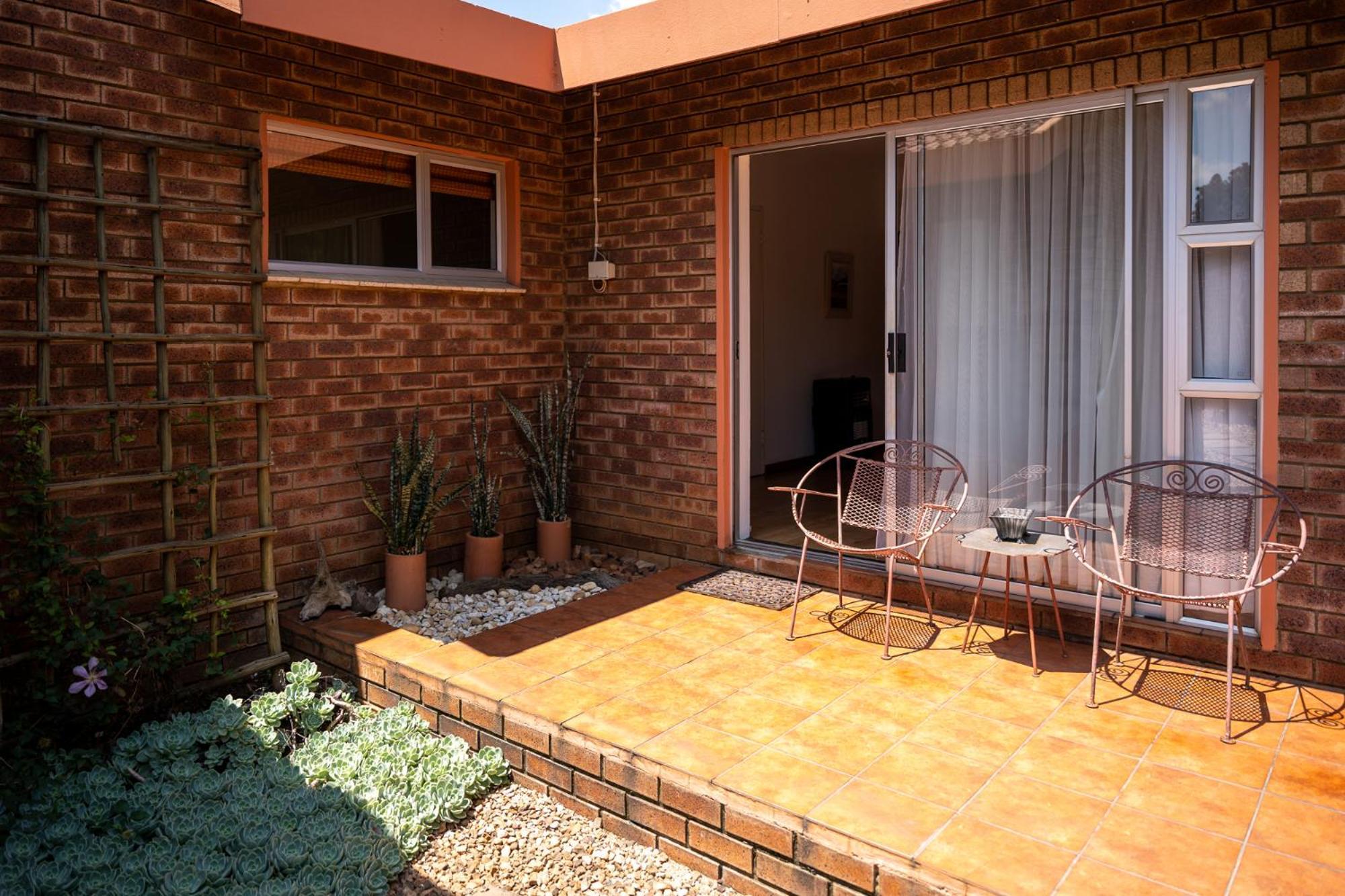 Asante Guest House Vanderbijlpark Exterior foto
